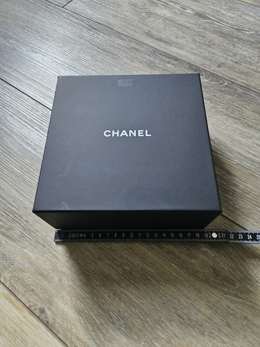 Chanel 19x19x8cm karton - chanel,,