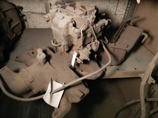 Vergaser mit Ansaugkrümmer