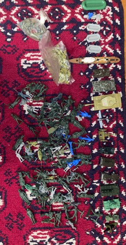 Soldaten aus kunstoff - aus, mit