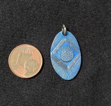 Kleiner Titan Anhänger