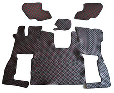 Schwarz mit Rot Naht