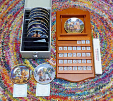 M.I. Hummel "Kindheitsfreuden der Jahreszeiten" Kalender + 12 Teller - Neuwertig