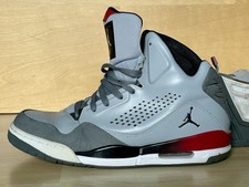 Nike Air Jordan Y3, In Größe 44,5/10,5