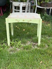 Shaby chic Hocker lindgrün 70er Jahre