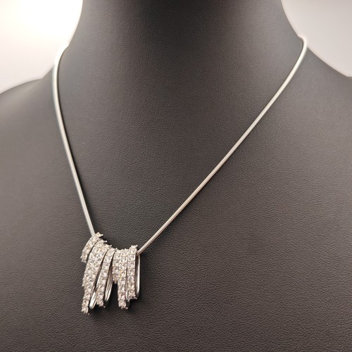 Swarovski halskette - ⭐,