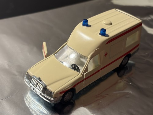 Siku binz ambulanz - siku,