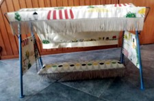 Hollywoodschaukel Schaufenster-Dekoration 50er Jahre Model Werbung Puppe Vintage