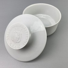 Seltene Deckeldose "Stadt des Porzellans Selb", Lorenz Hutschenreuther Porzellan