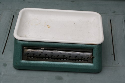 Alte ddr waage - , bis