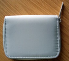 Schöne GELDBÖRSE GELDBEUTEL Damen Reißverschluss Lindgrün Neu