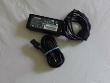 Original Toshiba PA-1650-21 Netzteil AC Adaptor mit Netzstecker