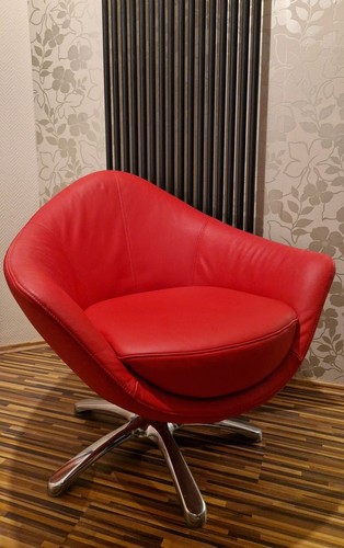 Dreh_Sessel_Leder_Farbe_Rot
