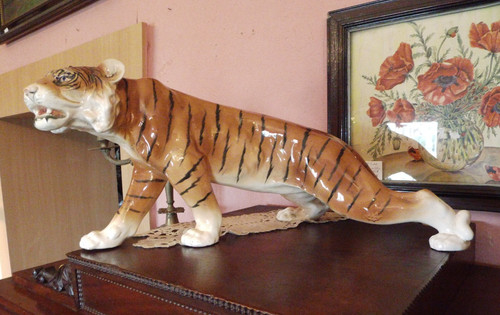 Großer schreitender tiger - großer,,