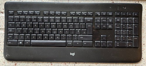 Logitech k800 illuminated - logitech,