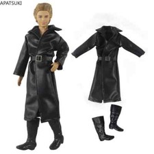 Schwarze Lederkleidung für