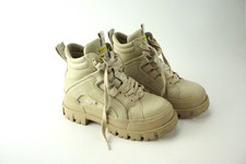 Buffalo Boots Beige Plateau