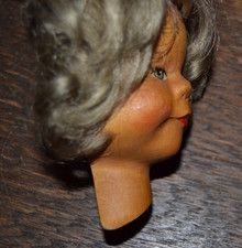 Alter Puppenkopf aus Holz