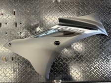 Yamaha YZF-R 125 Re40 Bj 2023-2025 Seitenverkleidung Rechts Vorne schwarz #72