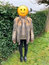 Ausgelassene Griesfuchs Pelzjacke