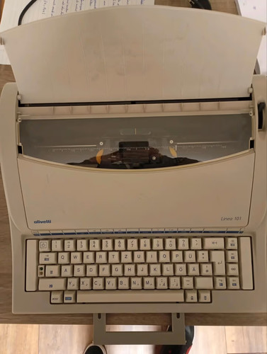 Schreibmaschine olivetti linea - schreibmaschine,