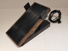 Wersi Lautstärke Pedal, Volumenpedal mit 2 Schaltern , freistehend, gebraucht