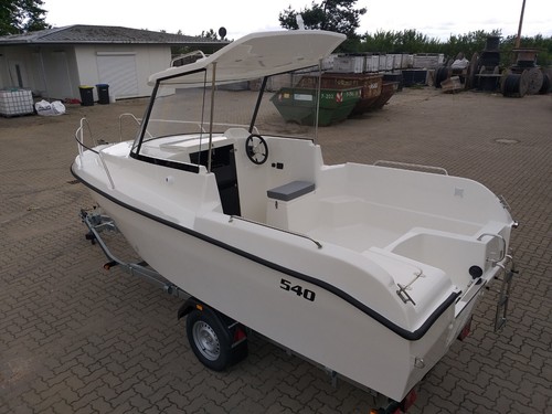 Motorboot 540 pilothaus - 540,
