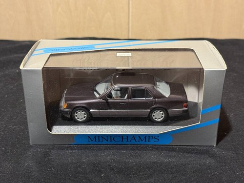 Minichamps mercedes benz - 1/43,