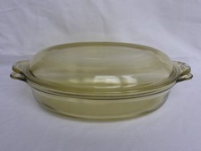 alte Auflaufform Topf Bräter