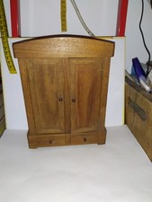 Alter Schrank-um 1920-30- Schlafzimmer-Laden-Puppenhaus-Puppenstube