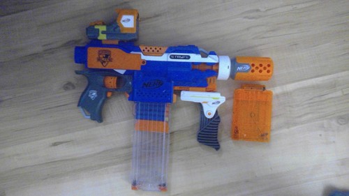 Nerf blaster mit weste sehr - nerf,