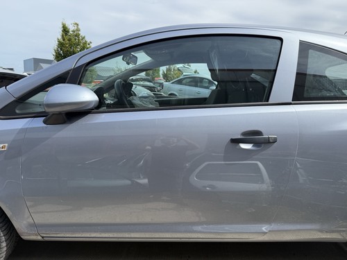 Opel corsa tür links - d,