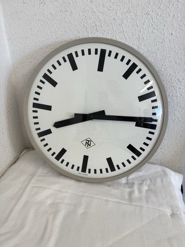Industrial wanduhr - tn,
