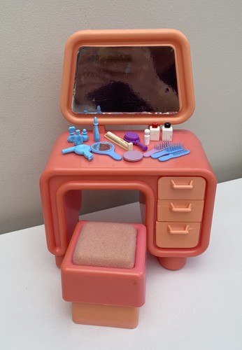 Vintage barbie dream - dream, house