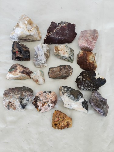 Mineralien als konvolut - mineralien,