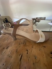 Sandalen von Esprit in Weiß