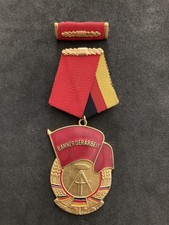 DDR ABZEICHEN ORDEN -  BANNER DER ARBEIT STUFE III