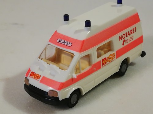 Praliné ford transit - praliné, 1:87