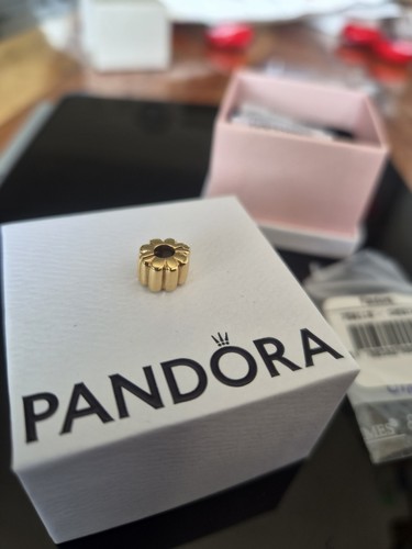 Pandora clip charm - pandora, 585