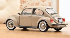 + VOLKSWAGEN VW Käfer 1303 Modellauto 1973 NOREV 1:18 saharabeige NEU 188537