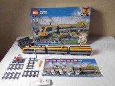 Lego City Eisenbahn 60197 Passagier Zug , Vollständig , Personen Zug , Figuren