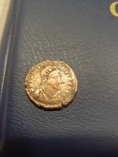 antike römische Bronzemünze aus der Blütezeit der römischen Kaiserzeit!