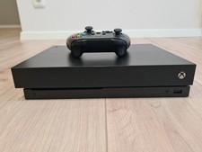 Microsoft Xbox One X 1TB