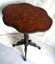 Frankreich antiker Louis XV Tisch Beistelltisch Holz Herz Intarsien Messing 1880