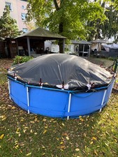 Verkaufe hier unseren Pool rund Komplett set mit Sandfilteranlage Solarplane usw