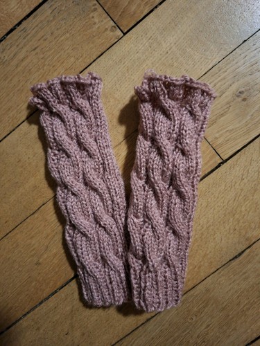 Handgestrickte handstulpen - handgestrickte,