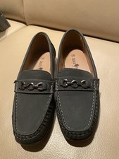 Schöner, bequemer  Laura Berg