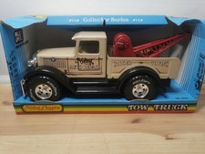 Vintage Nylint Classic Tow