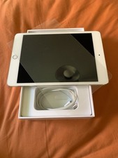 Apple iPad mini 4 Wi-Fi + Cellular 128 GB Silver (Modell A1550)