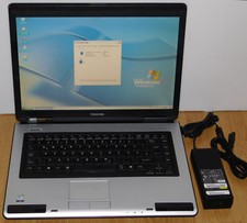 15,4" Laptop Notebook Toshiba Satellite L40 T7300 2x 2 GHz 160GB 2GB Win XP Pro