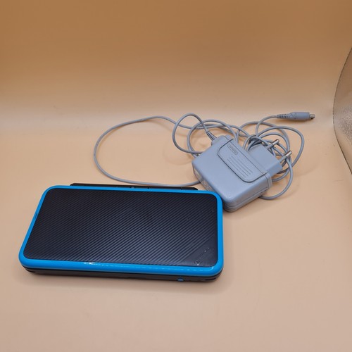New nintendo 2ds - new, spielkonsole